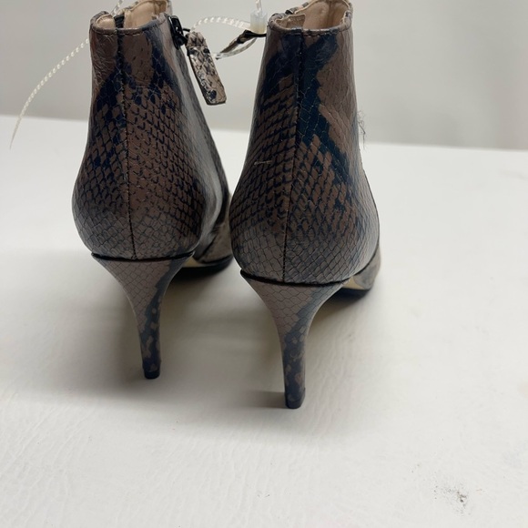 Cole Hann Grand Ambition snake print ankle boots size 6 upper embossed leather - Picture 4 of 7